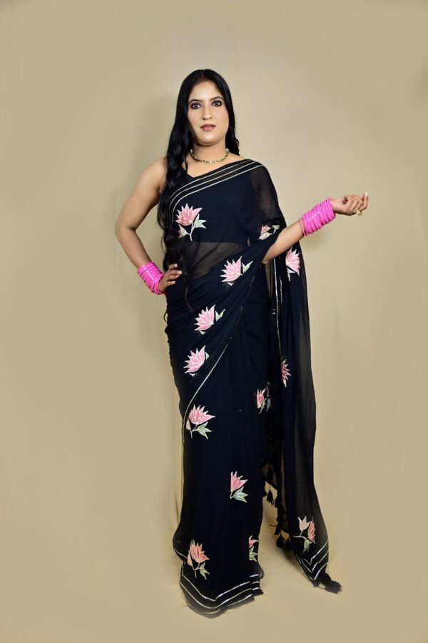 Elegant Mul Cotton Saree – Office Wear with Minimal Border – Blouse Fabric Included | Black