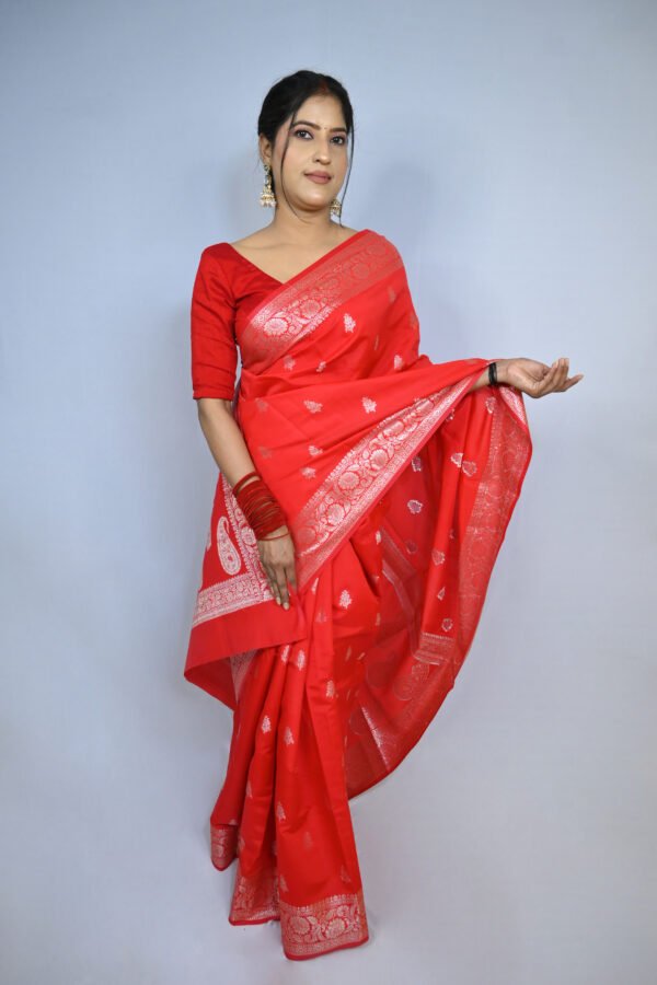 Elegant Banarasi Saree Soft Silk – Banarasi Buti Weave – Matching Blouse Included | Red